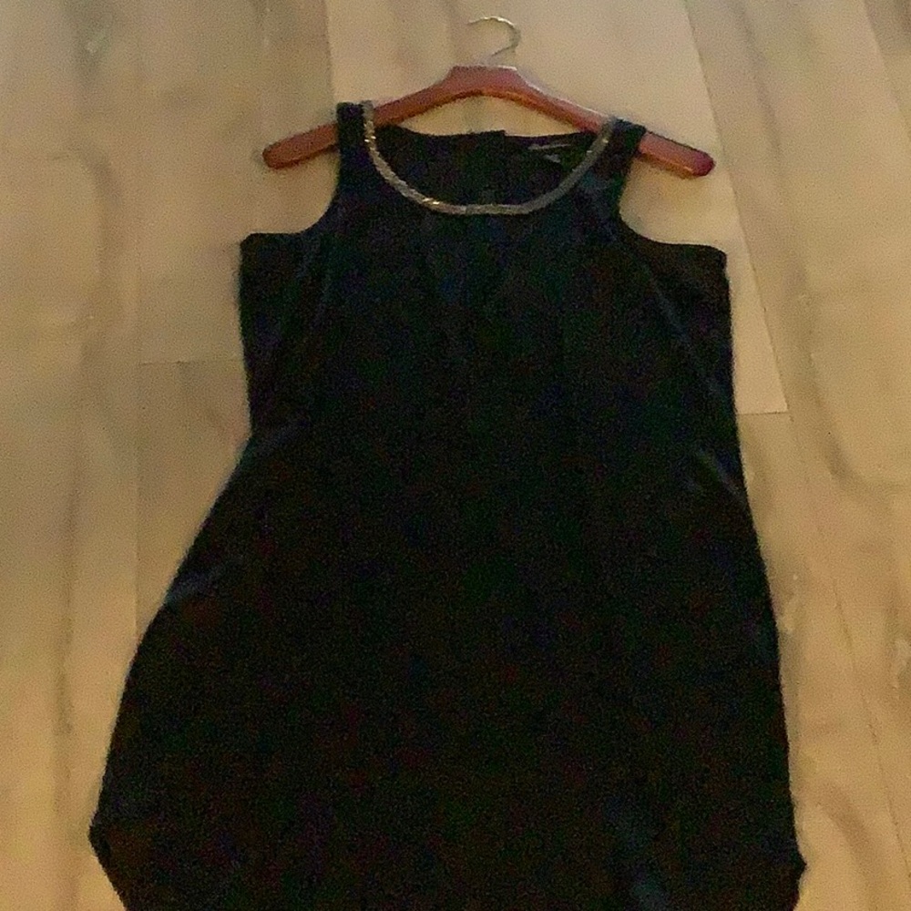Kenneth Cole Newyok women’s black sleeveless satin dress size M